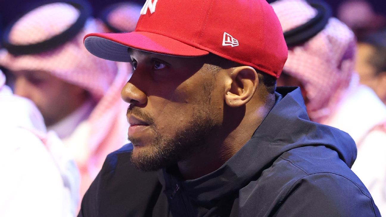 British Heavyweight Boxer Delicious Orie Retires After Single Professional Fight