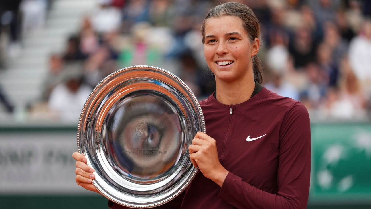 Tagger wins FO girls title without dropping set