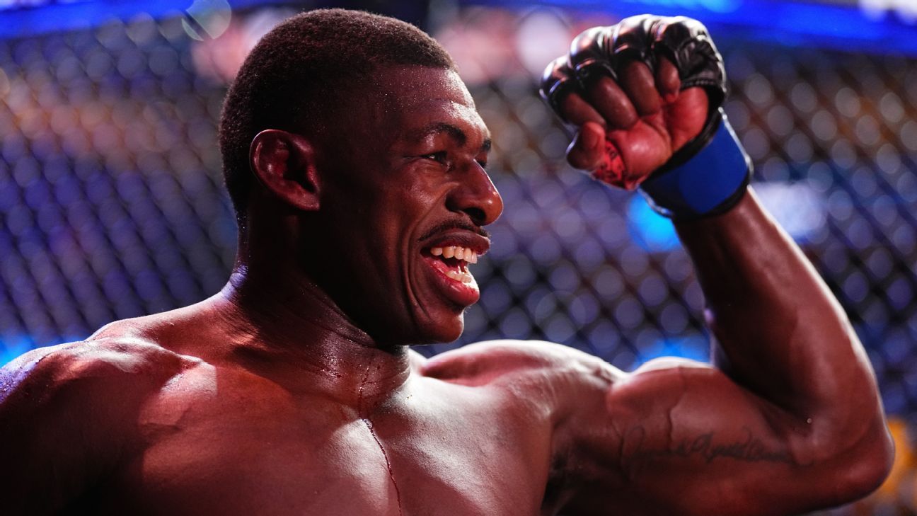 Din Thomas, Anthony Smith spilt on Usman vs. Buckley