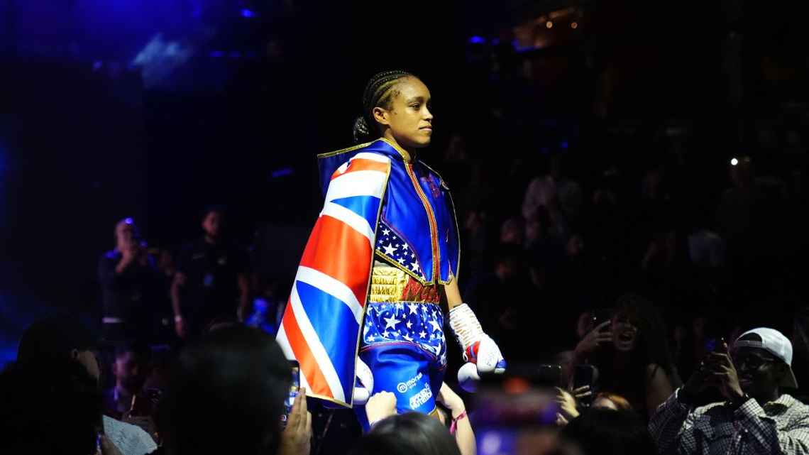 Наташа Джонас, боксерша