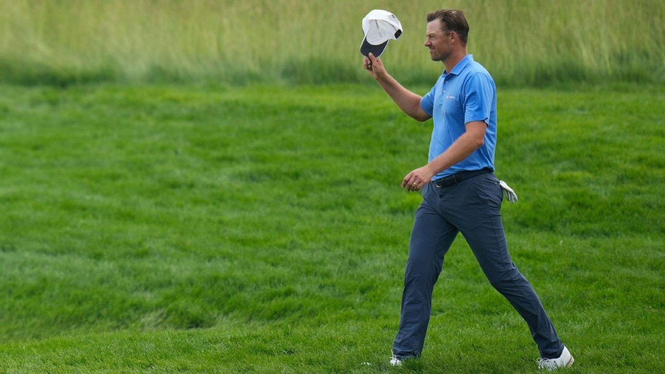 Perez cards 2nd-ever U.S. Open ace at Oakmont