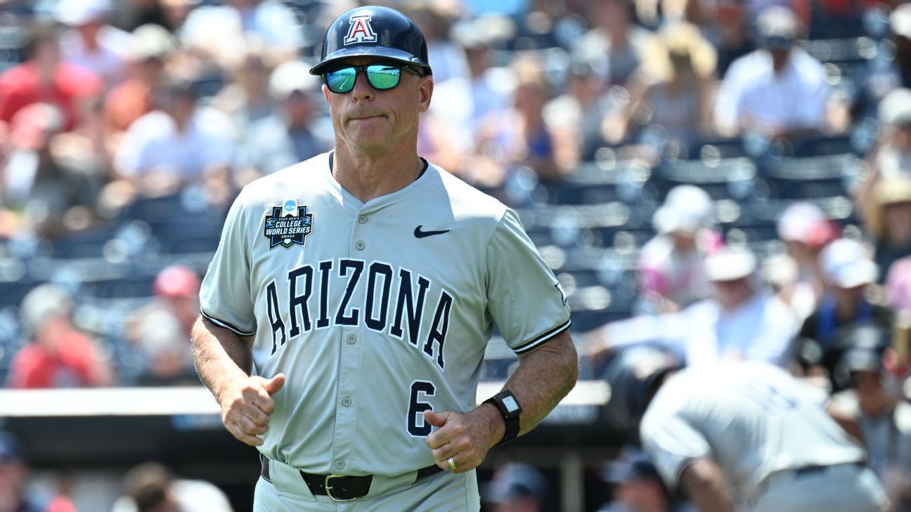 Arizona extends Hale's deal after return to MCWS