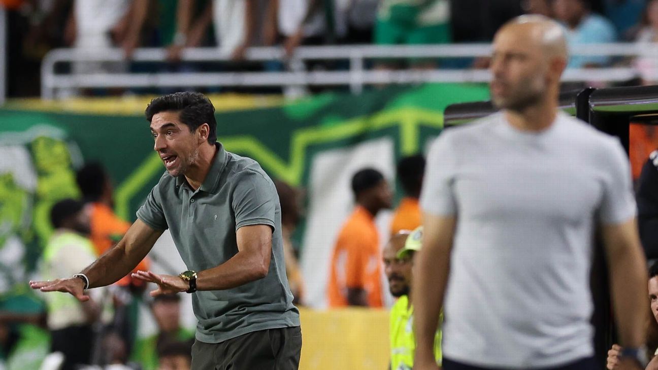 Abel revela bronca que deu em time do Palmeiras no intervalo contra Inter Miami: 'Fazer pior era impossível'