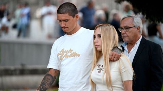 Darwin Núñez Attends Diogo Jota Wake