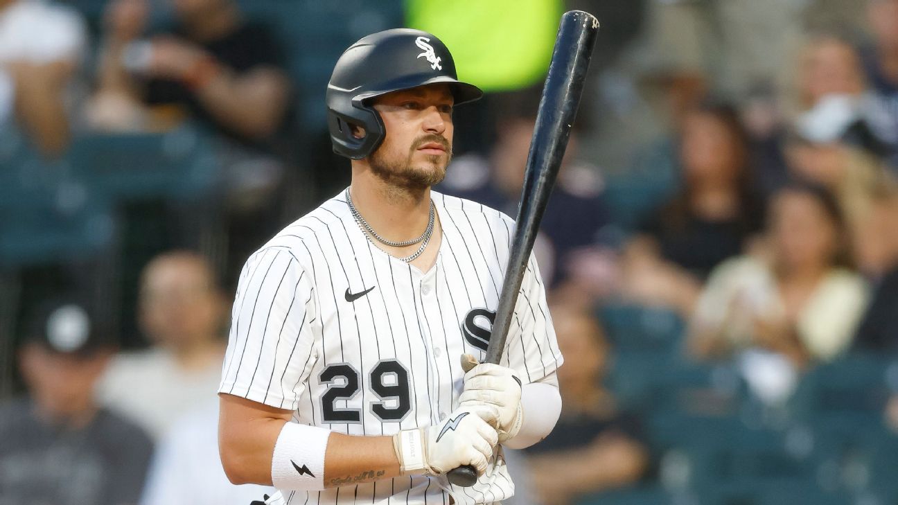 White Sox put Noda on IL; Gray back from Triple-A