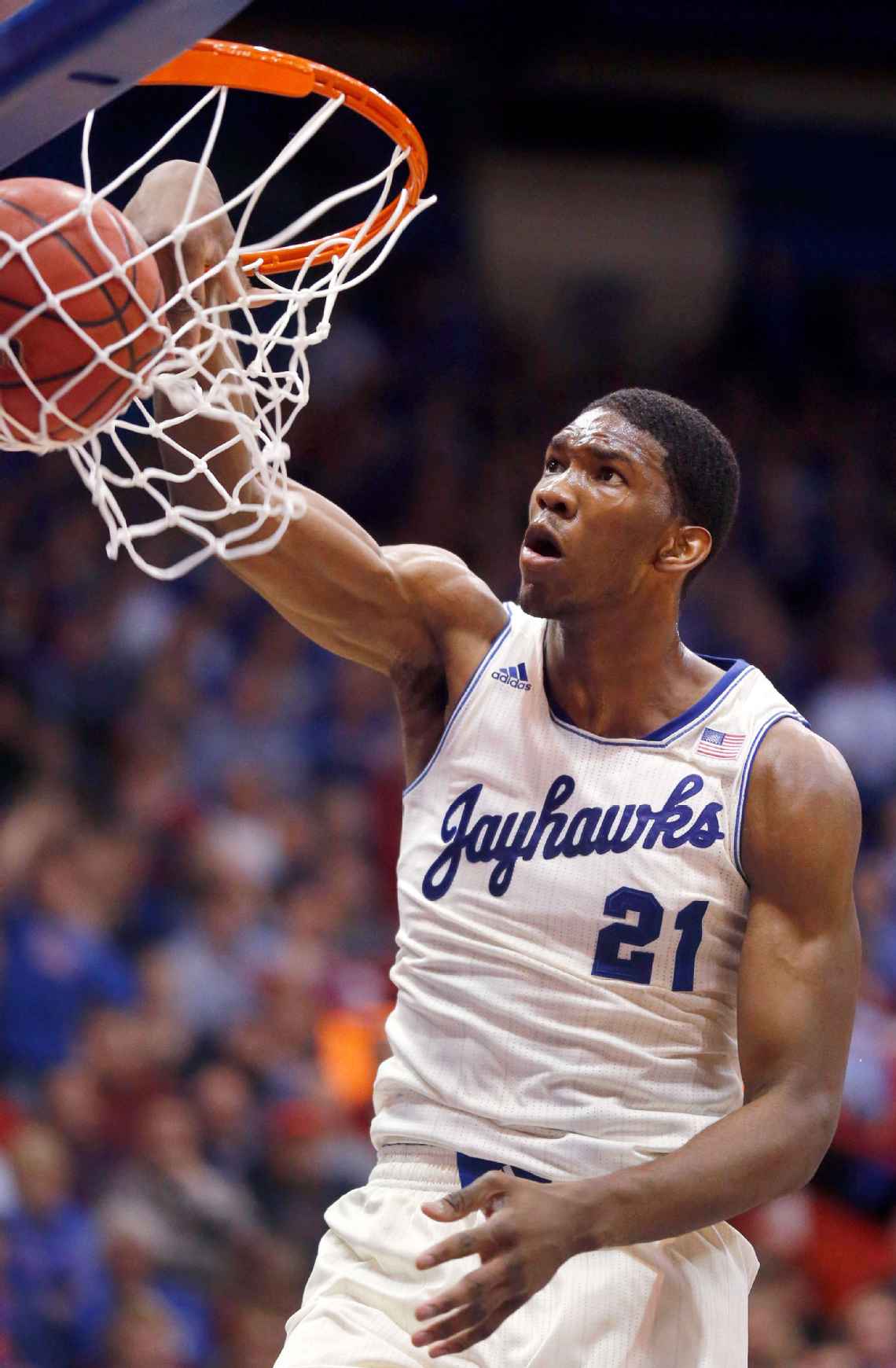 Джоэл Эмбиид в форме Канзасского университета