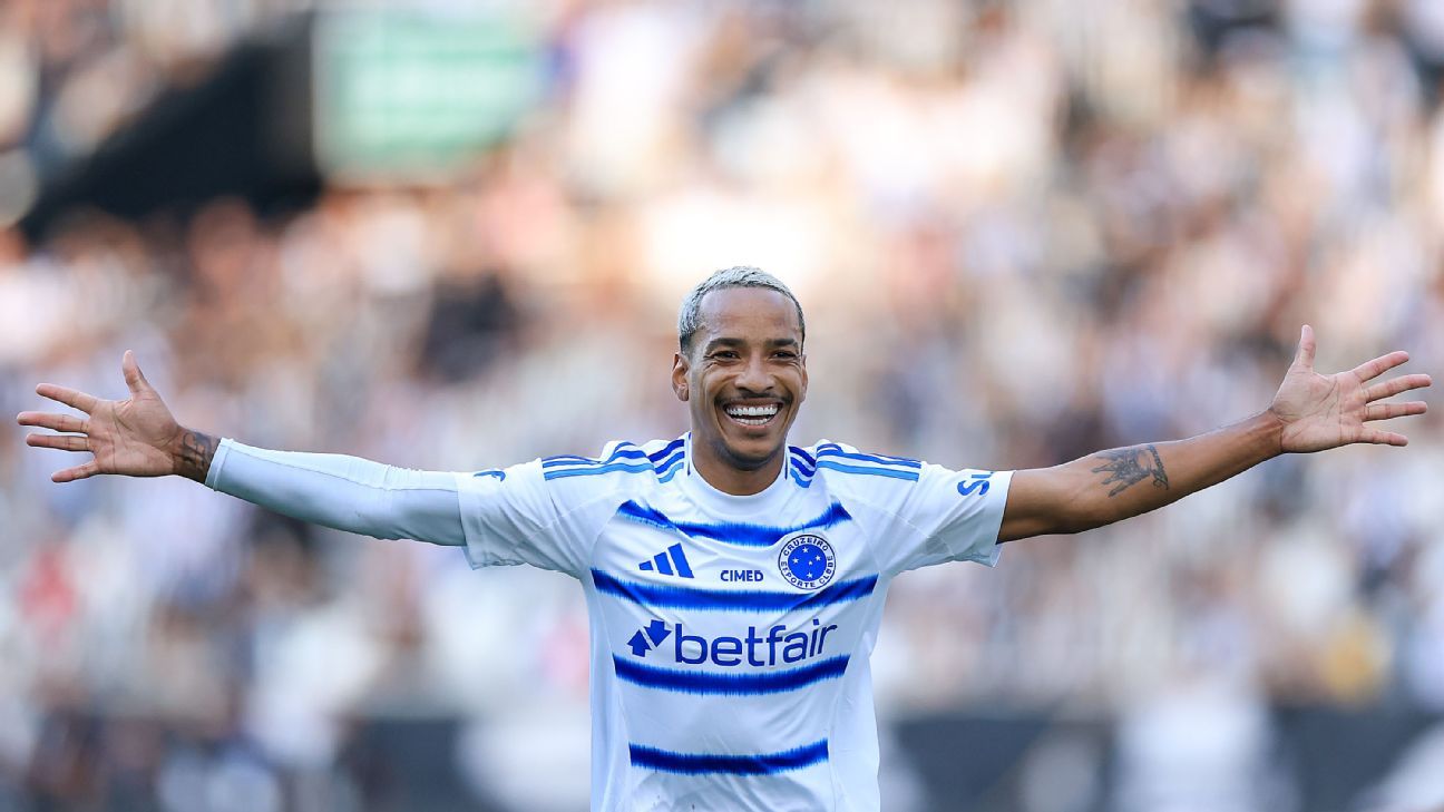 Cruzeiro vence Botafogo em jogo marcado por vaias e se recupera no Brasileirão