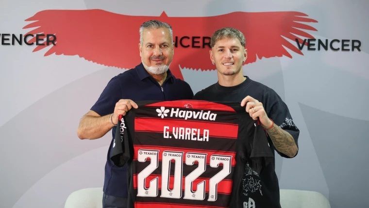 Flamengo renova contrato de Varela até 2027: novela chega ao fim.