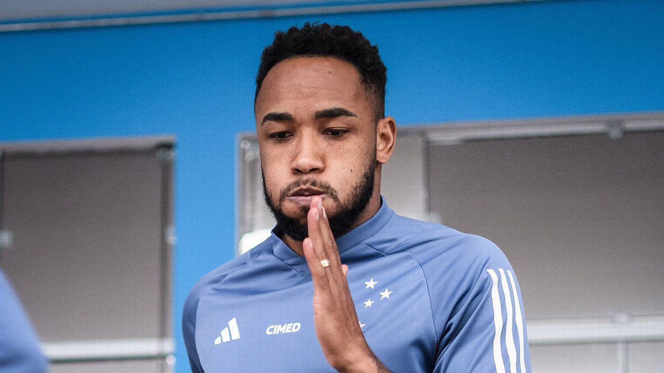 Ex-cruzeirense encaminha acerto para atuar na Série B do Brasil.