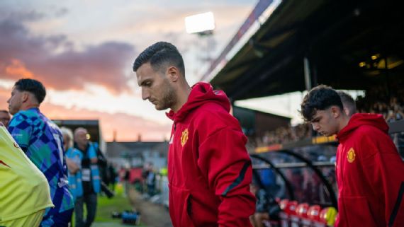 Diogo Dalot in action for Manchester United