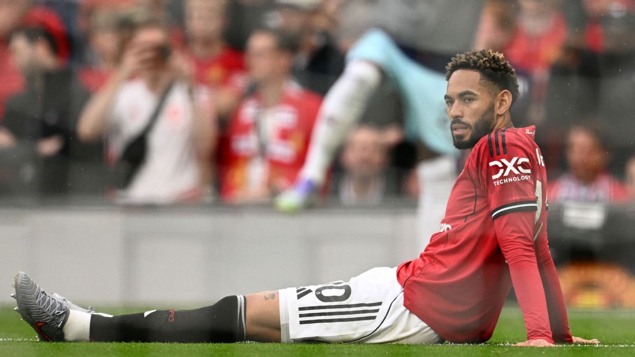 United face anxious wait on Cunha, Mount injuries