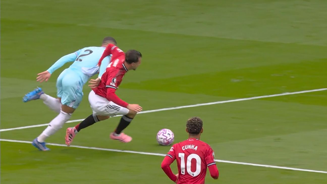 No hubo contacto de falta de Kyle Walker sobre Mason Mount.