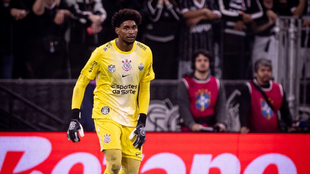 Hugo dispara contra Vitão por falar que Corinthians 'jogou com 12' no turno: 'Fizemos seis gols para valer quatro e ele só reclamando de arbitragem'