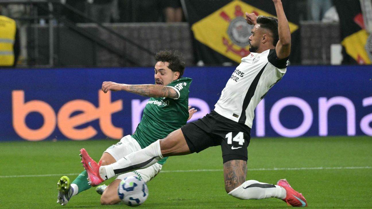 Maurício é reavaliado após deixar Neo Química Arena mancando pelo Palmeiras