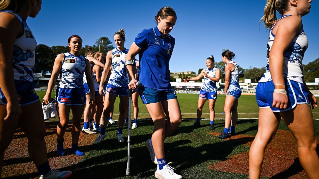 Jasmine Garner avoids serious ankle injury