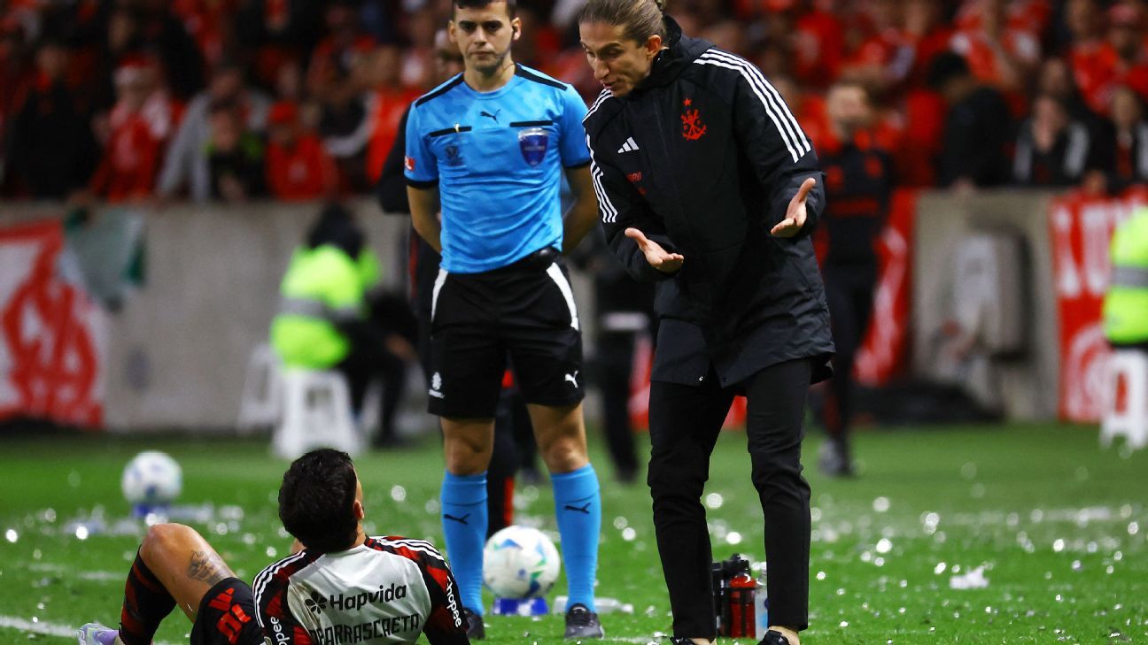 Arrascaeta transforma visão de Filipe Luís e ganha apoio em momento difícil no Flamengo