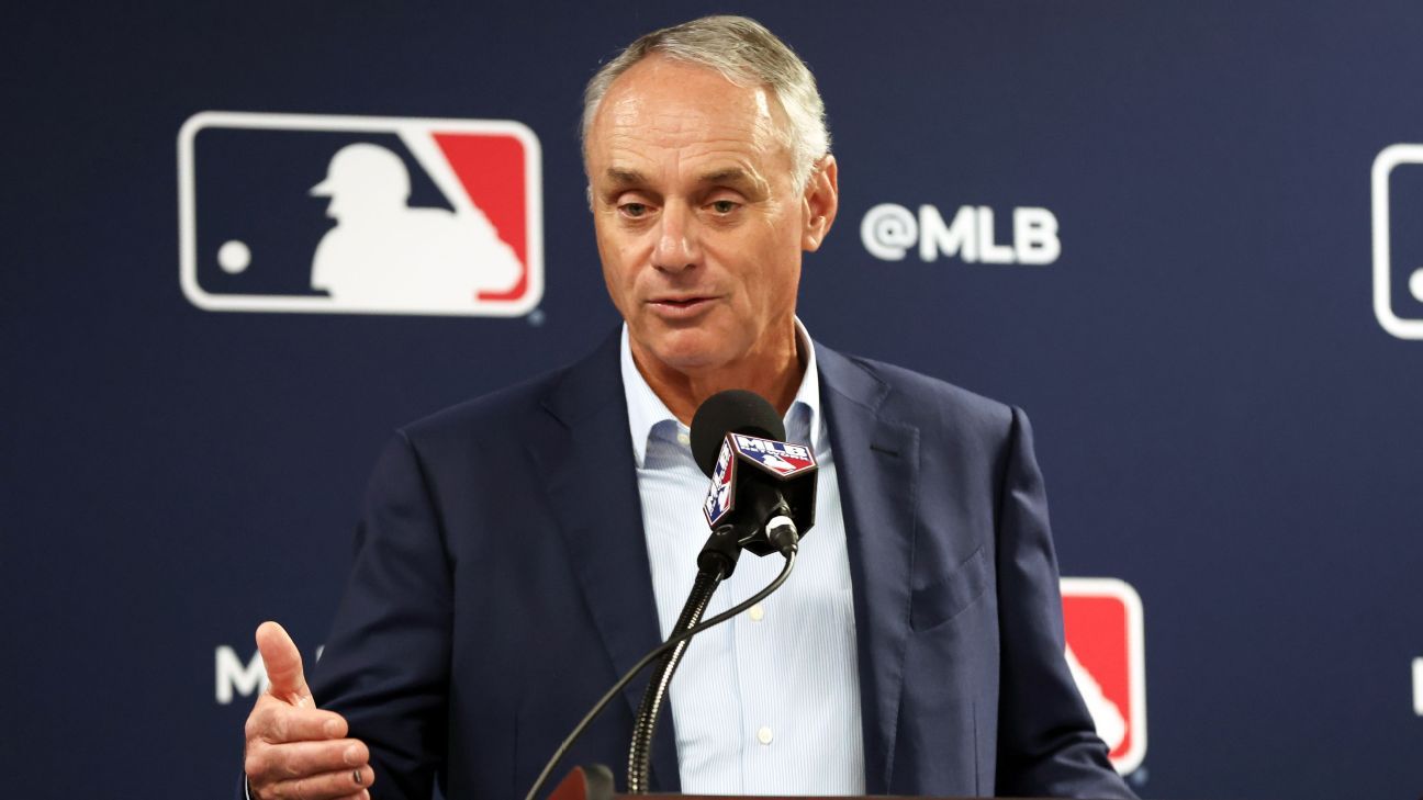 Manfred expresses optimism on 2028 Olympics