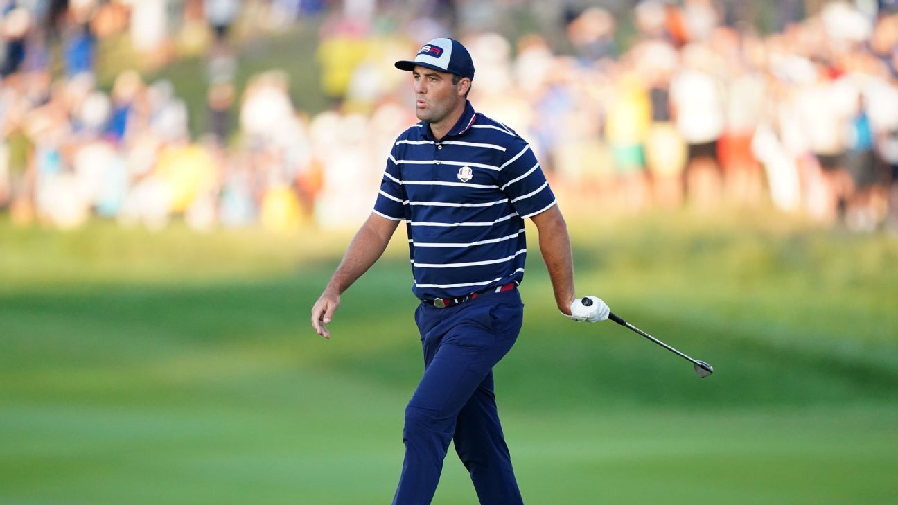 Scottie Scheffler en Ryder Cup 2023 con rayas azules y blancas