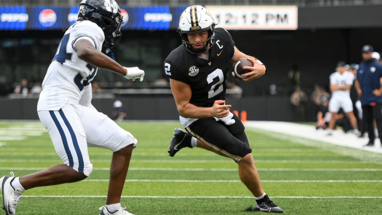 Vandy now 5-0 after Pavia's historic 6-TD game