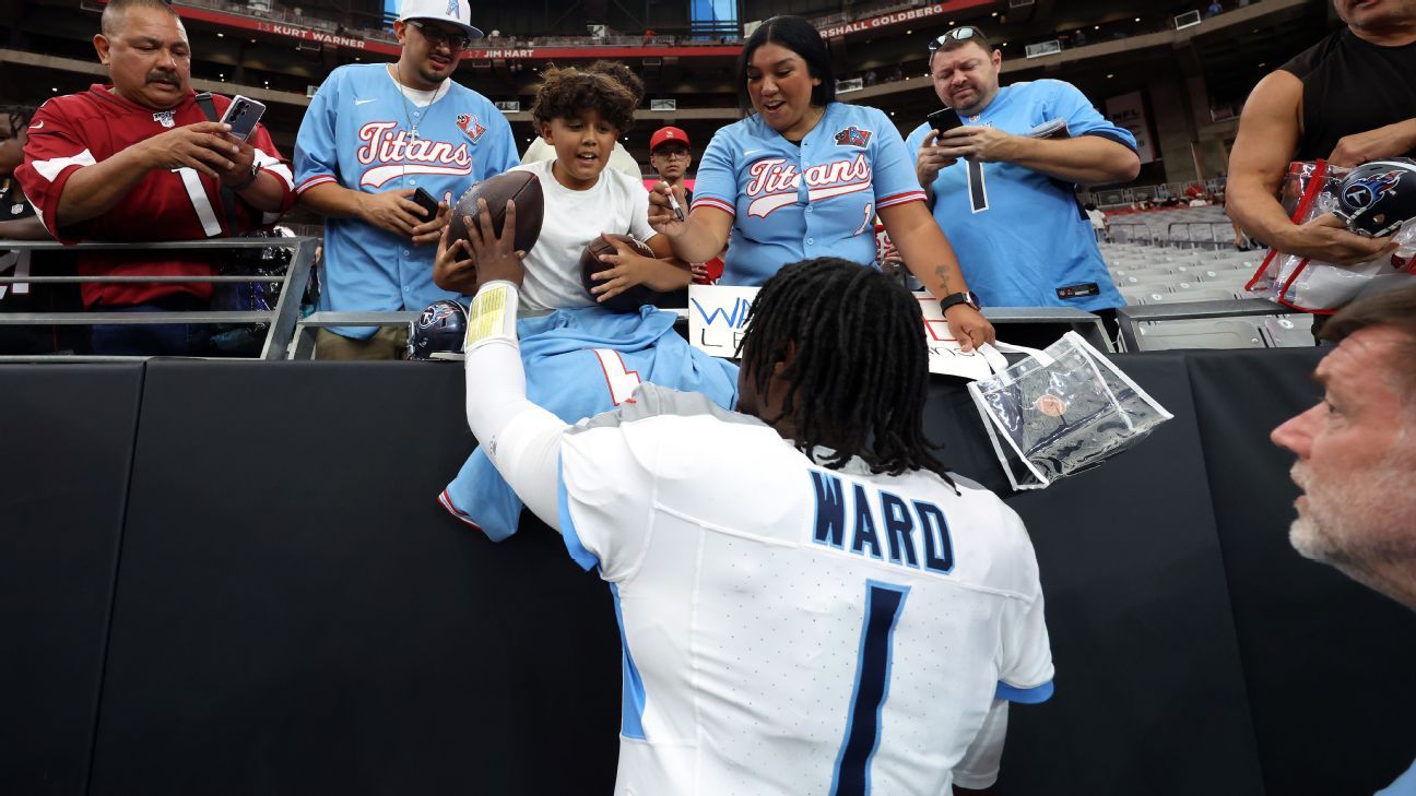 Ward lidera épica remontada de Titans: ¡Primera victoria NFL!