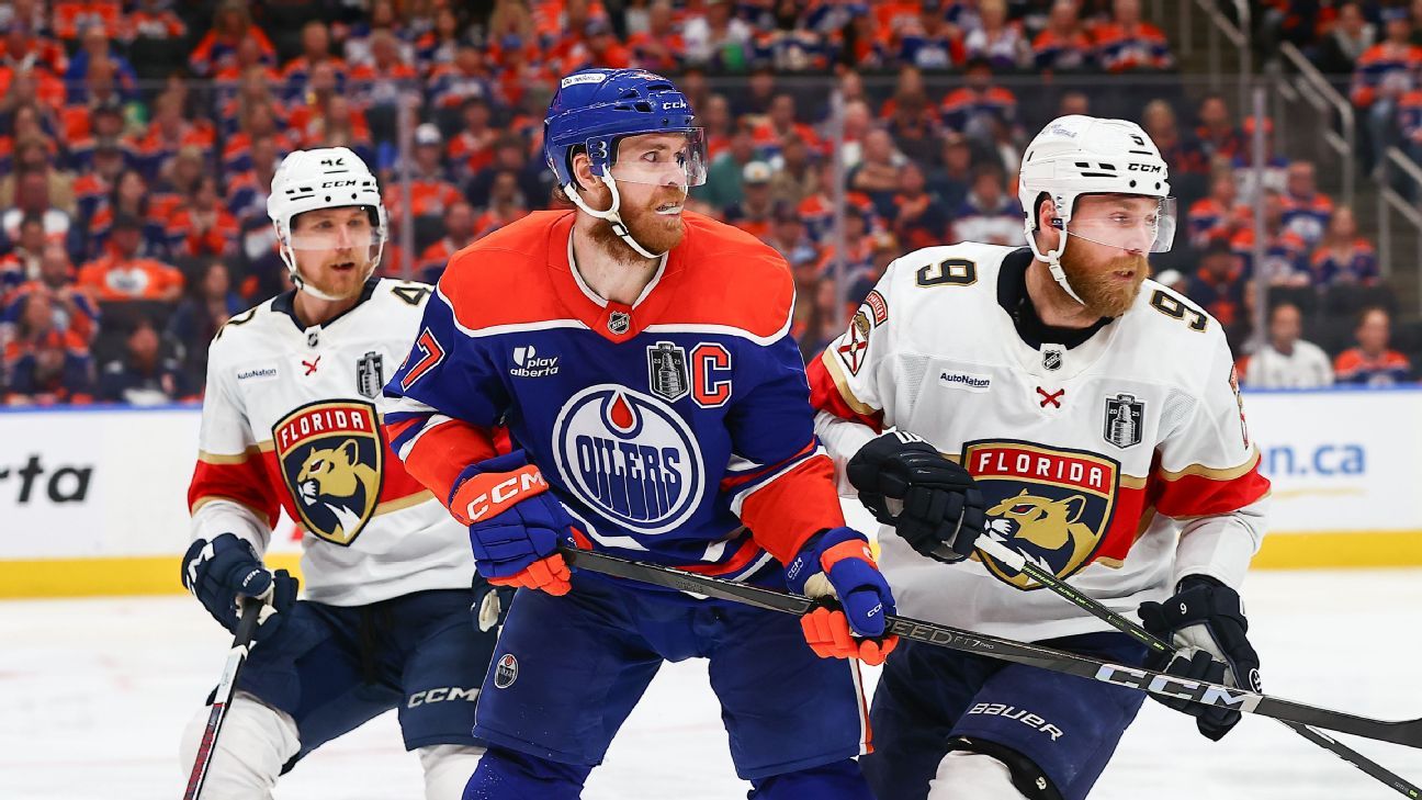 Sportsbooks split on Stanley Cup fave, public backing Panthers, Leafs