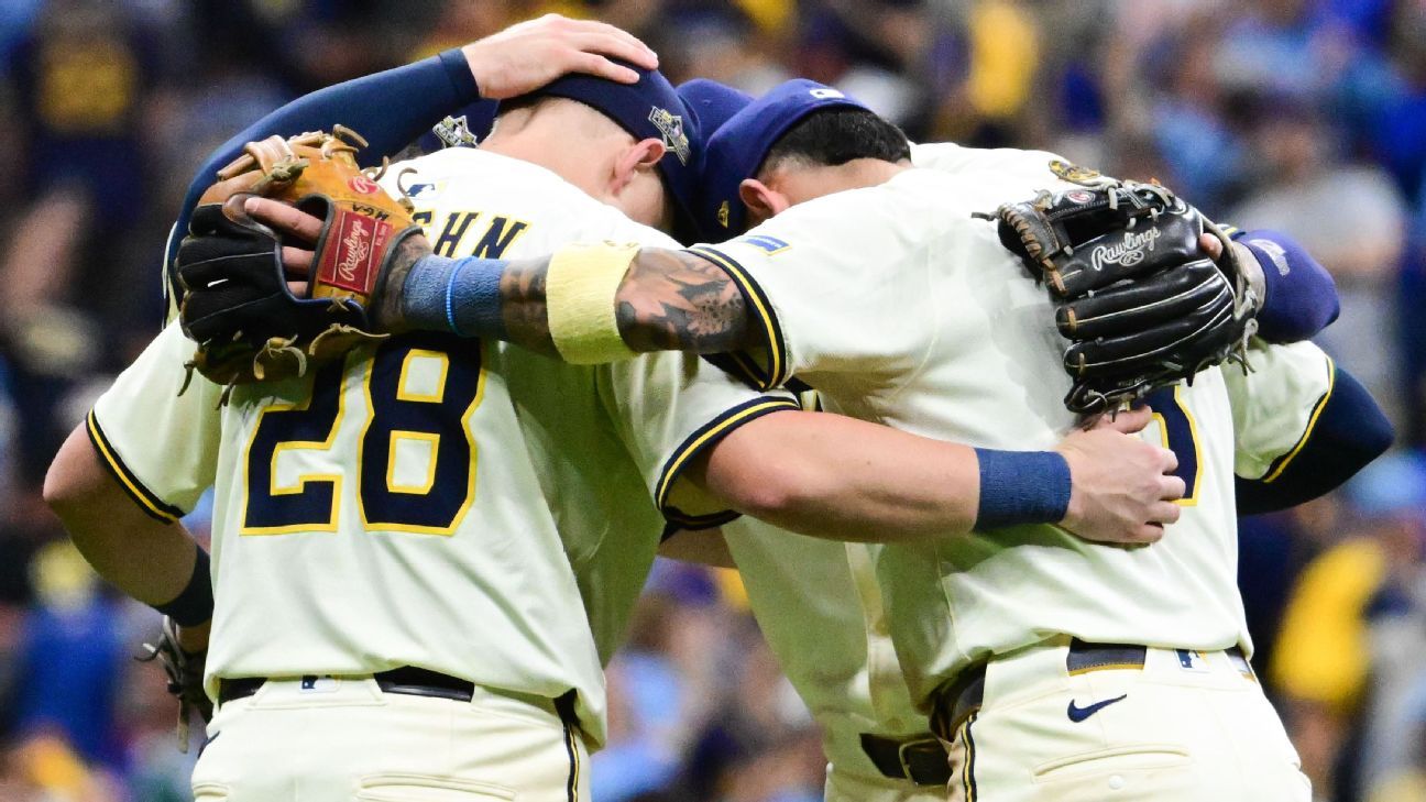 Brewers cruise in Game 2, move closer to NLCS