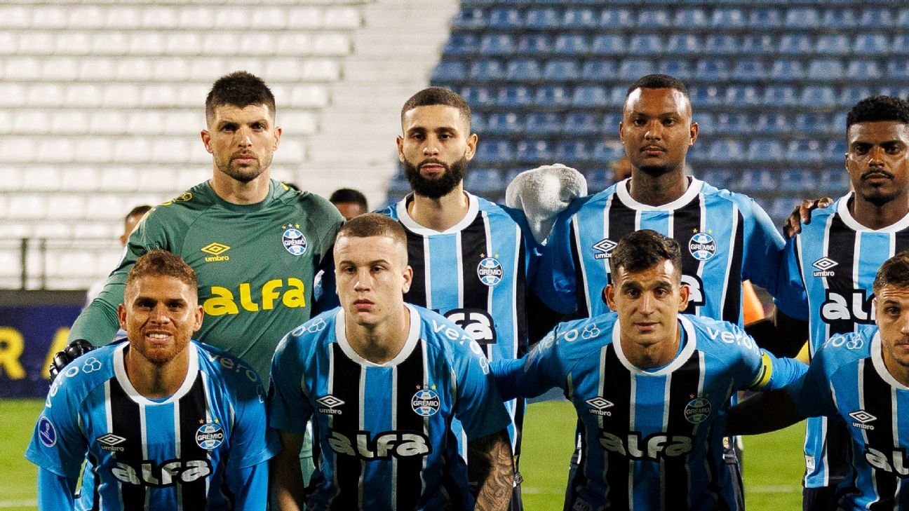Vitória aciona Grêmio por dívida de R$ 25 milhões envolvendo zagueiro