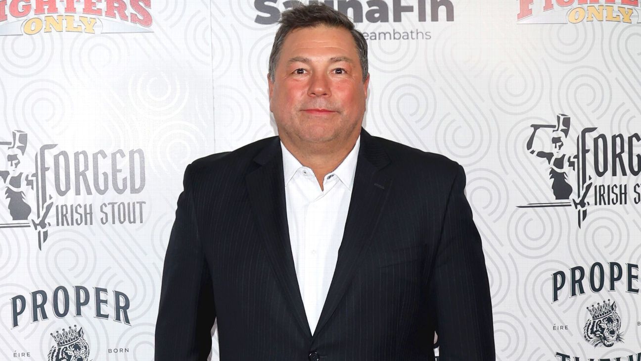 Duke Roufus, ex-kickboxer and respected MMA coach, dies at 55