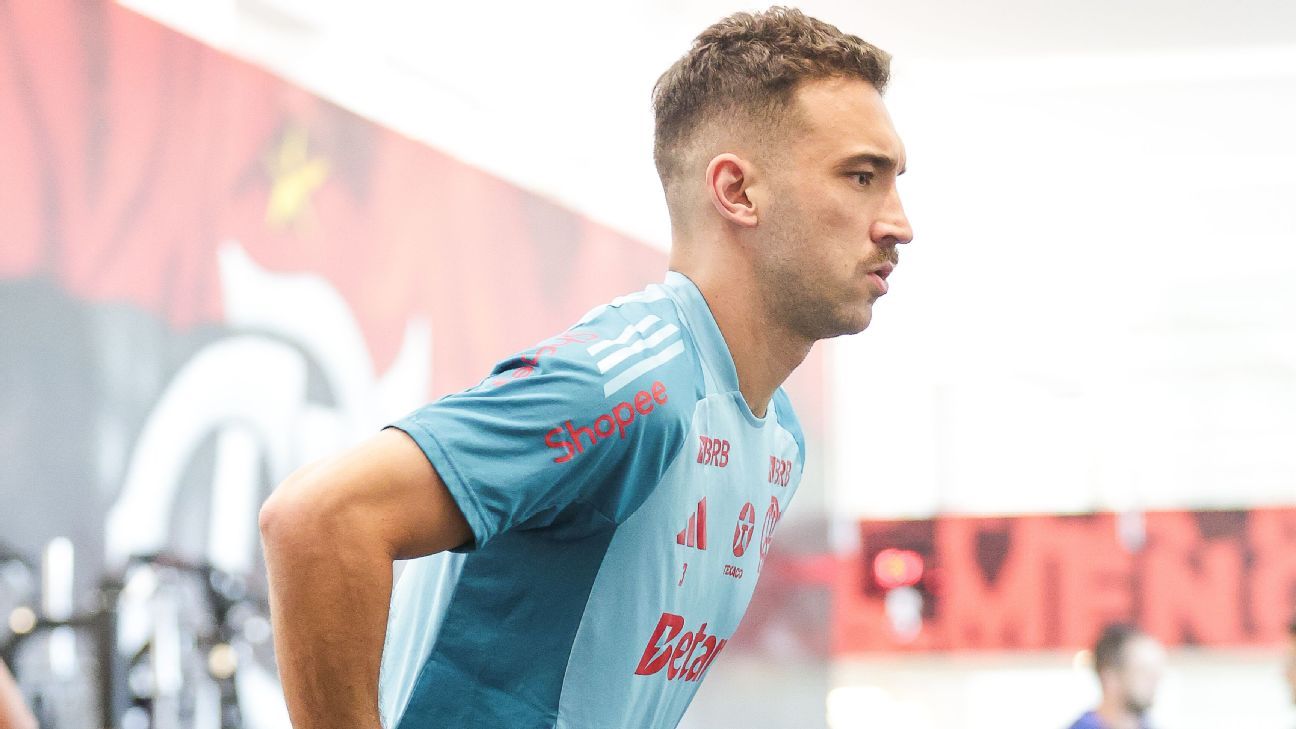 Léo Ortiz treina antes de Flamengo x Racing e pode estar em campo na Libertadores; veja os detalhes