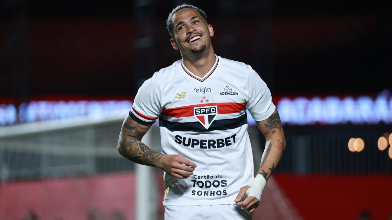 Luciano desabafa após gol 100 pelo São Paulo: 'Sou tão criticado e vaiado pela minha torcida...'