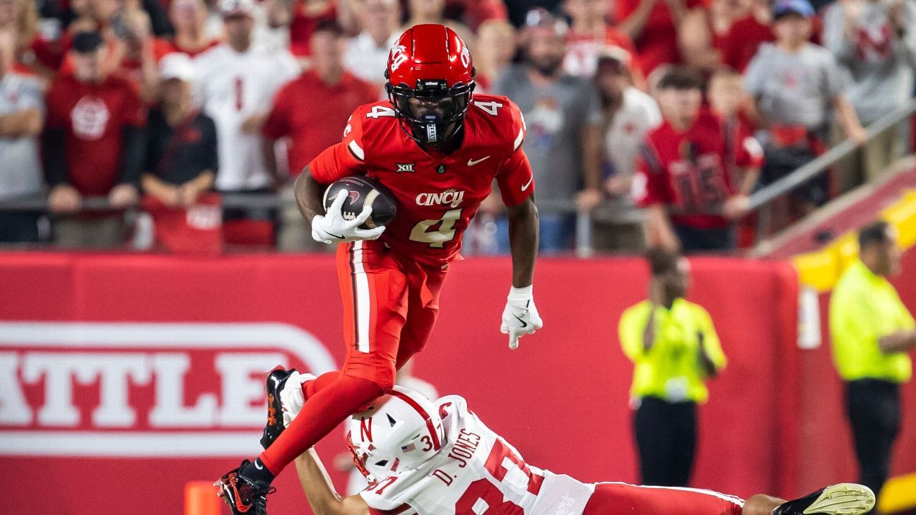 College football betting lines: Cincinnati-Utah, Vanderbilt-Texas lead Top 25 matchups