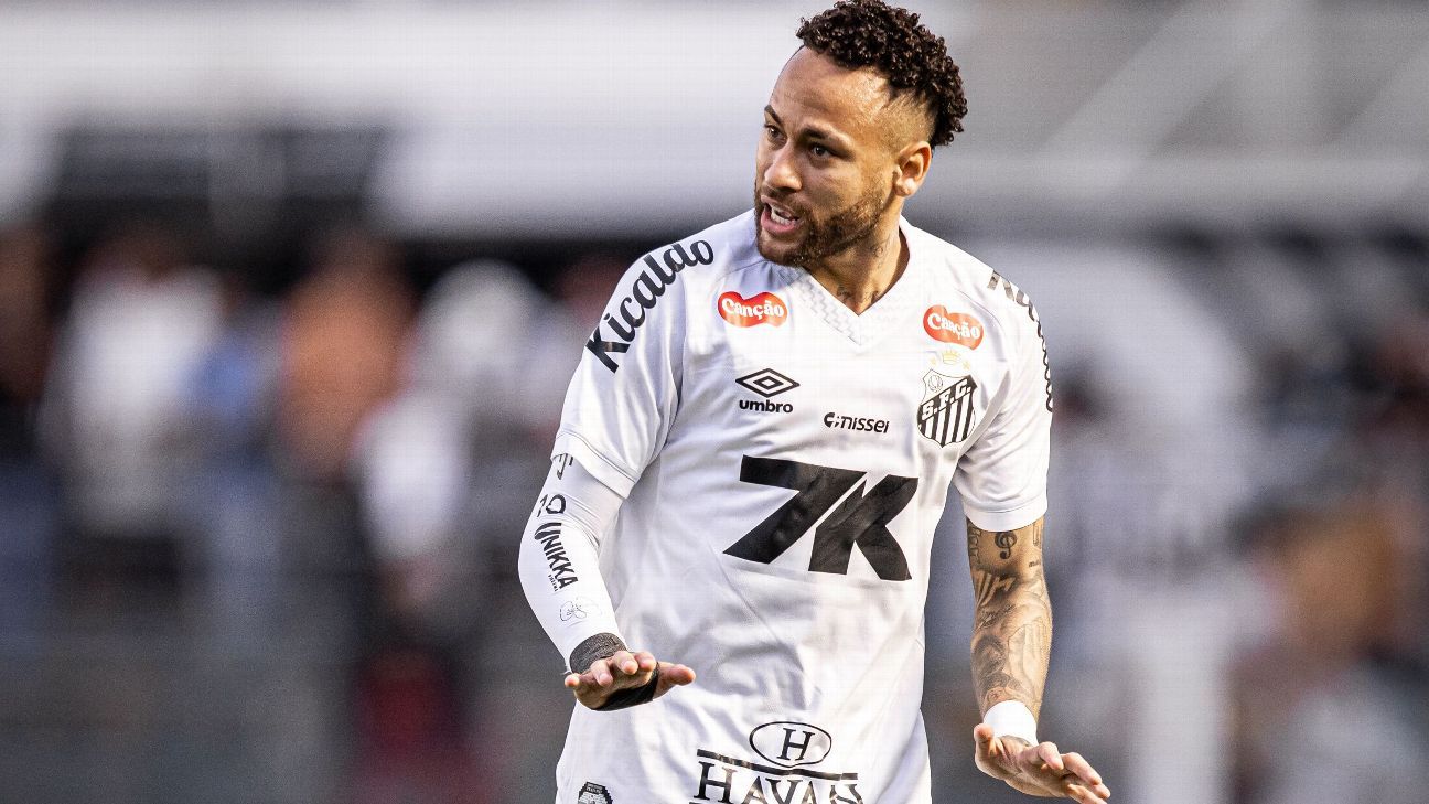 Neymar 'inventou' paradinha em cobrança de falta? Torcedores resgatam gols de Marcelinho Carioca: 'Fazia isso há 30 anos'