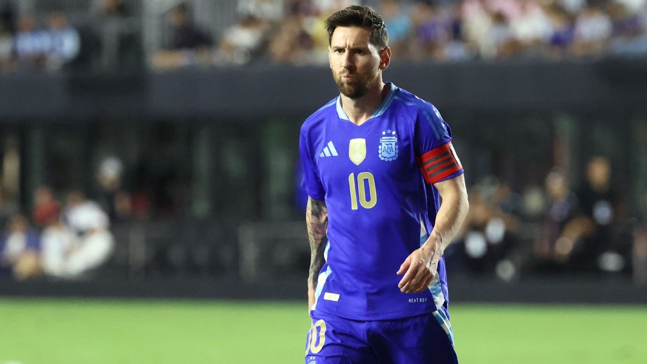 Messi in Argentina squad amid Miami playoff run
