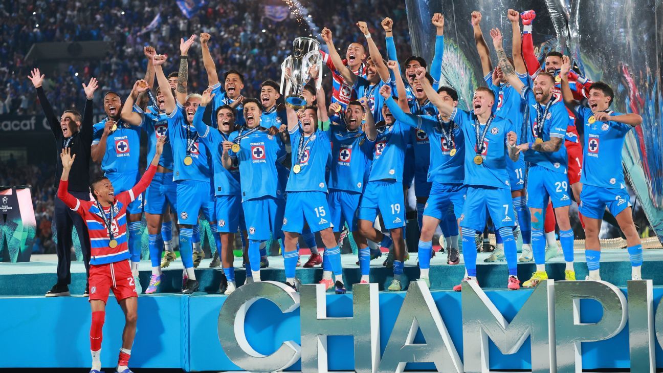 Cruz Azul desafia Flamengo em duelo internacional, enquanto faz ajustes para o grande confronto