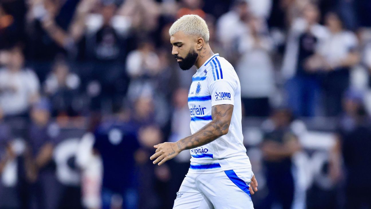 Pai de Gabigol defende filho e critica erros de atletas do Flamengo.