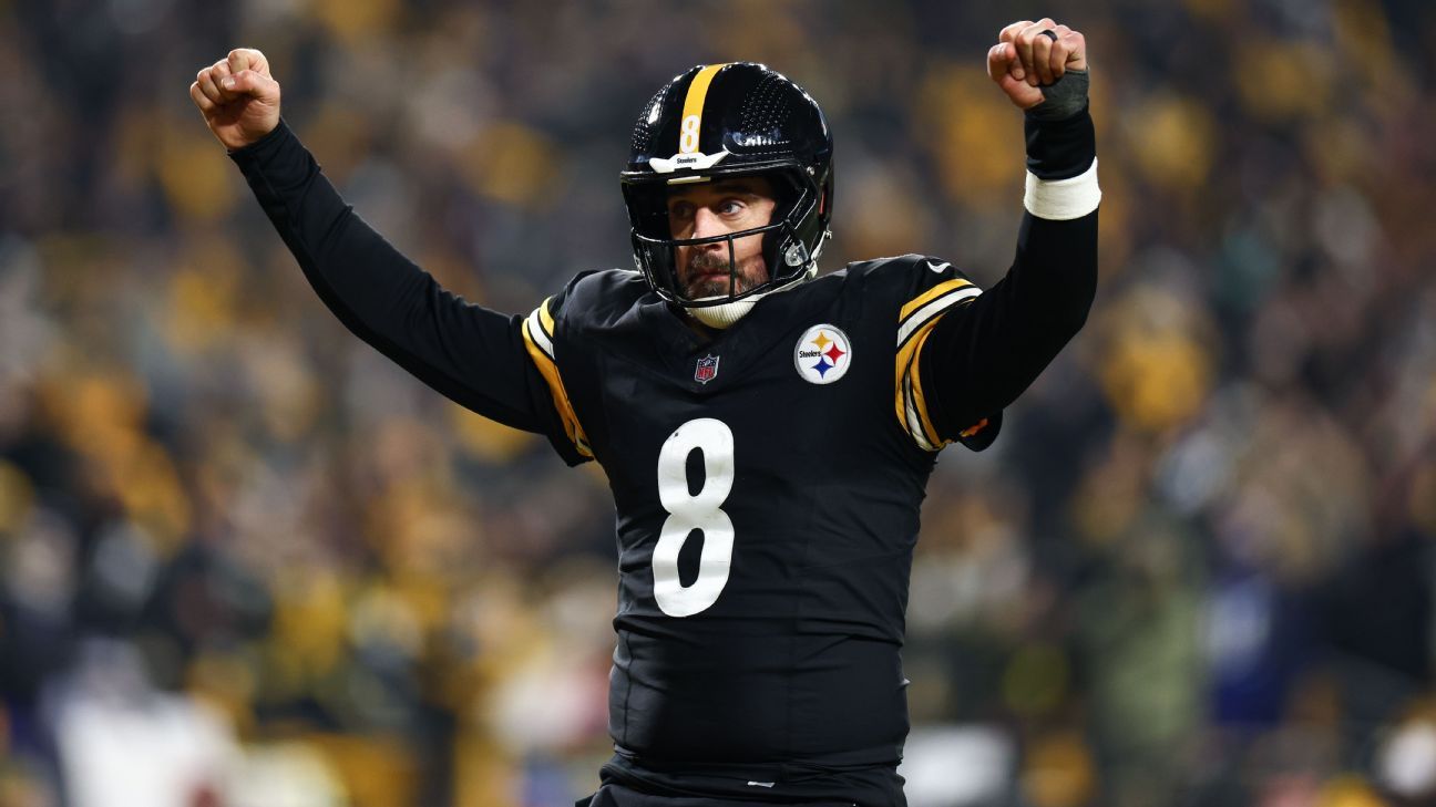 Steelers win AFC North as Ravens' kick sails wide