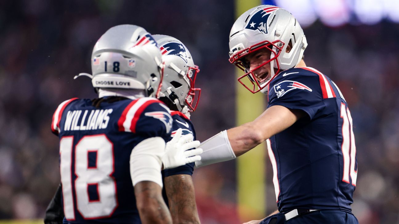 Patriots hold off Texans in turnover-filled divisional round playoff game