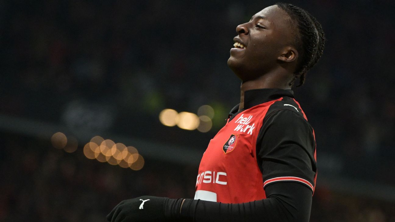 Transfer rumors, news: Man United eye move for Rennes' Meïté