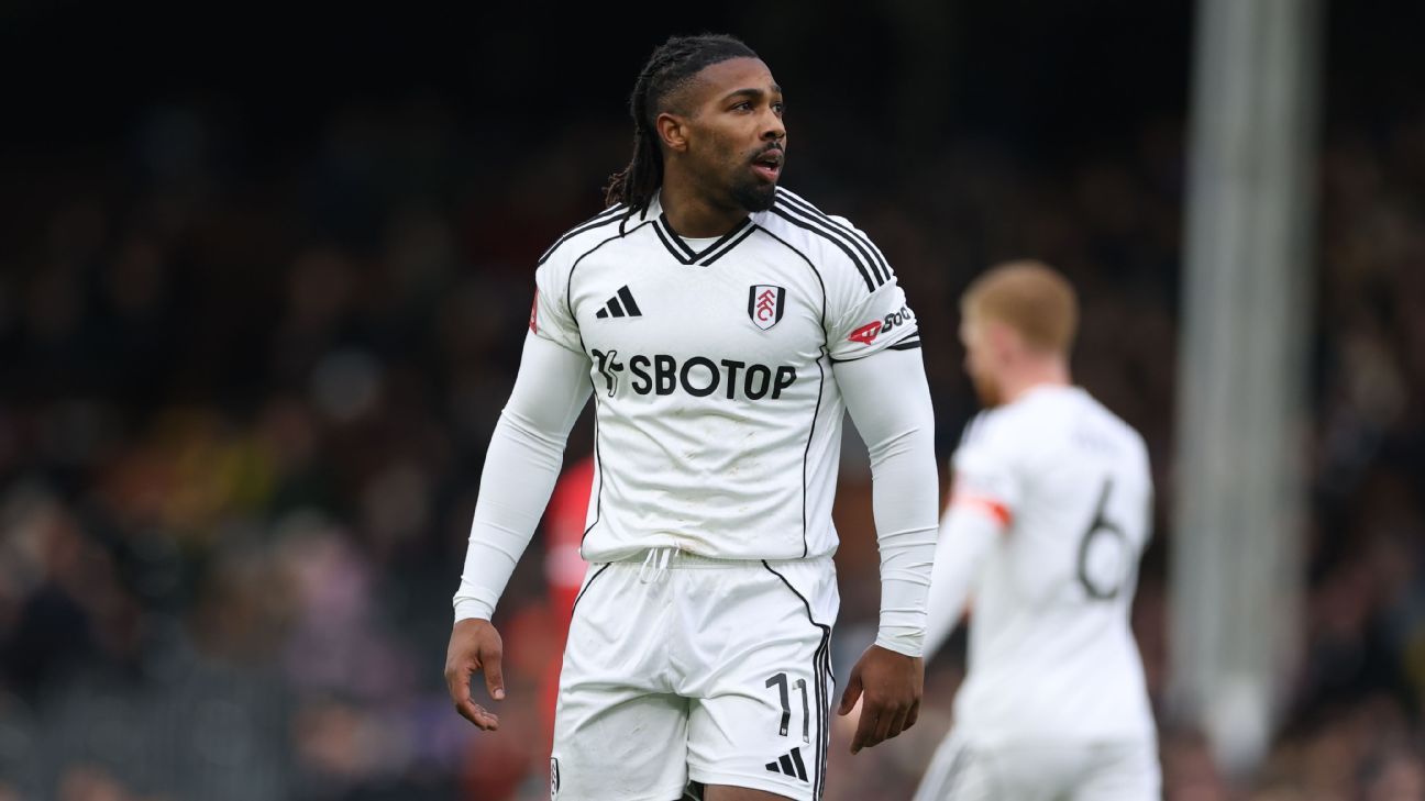 West Ham complete signing of Traoré from Fulham