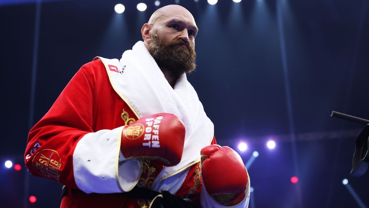 Fury to face Makhmudov in comeback fight