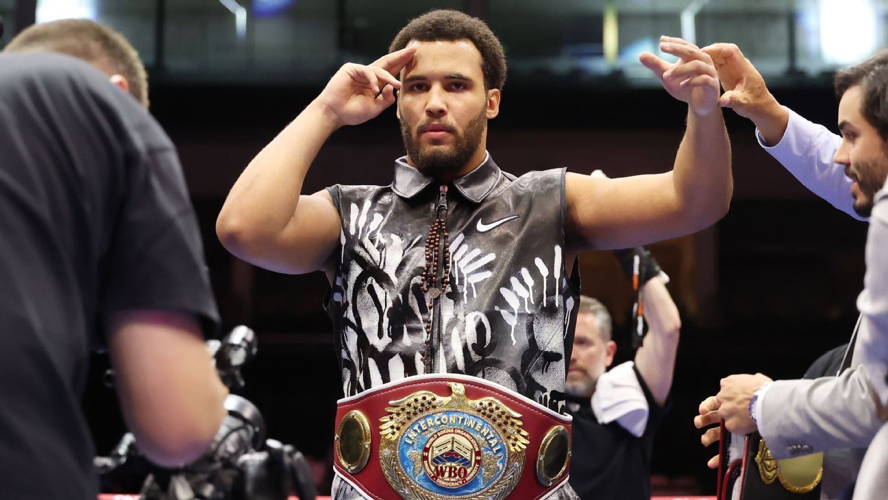 Article image: Moses Itauma Details Grade Two Bicep Tear Forcing Franklin Postponement