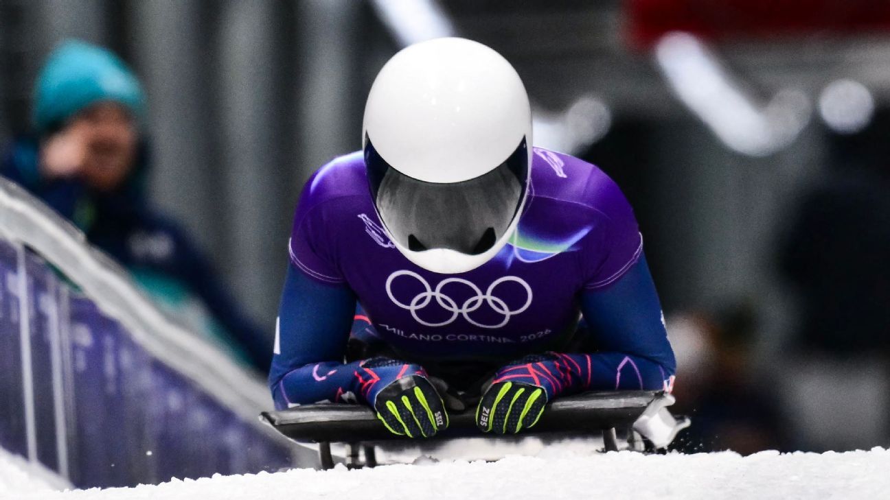 Stoecker misses skeleton medal; 3 Brits in top 10