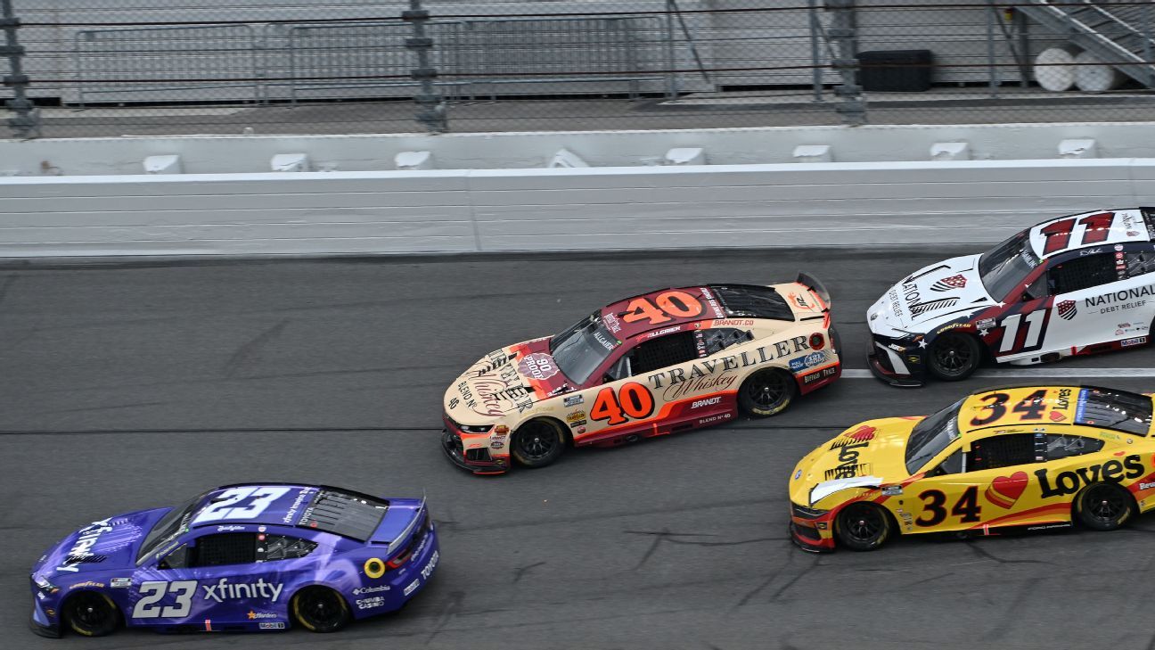 Allgaier, Hamlin part of 20-car crash at Daytona