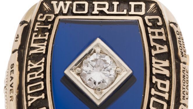 Tom Seaver memorabilia auction nets $1.8M, led by $854K 1969 WS ring