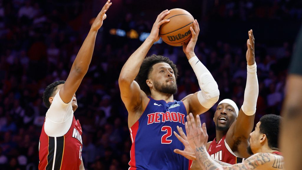 Pistons hit with 'dose of adversity' in 4-game skid