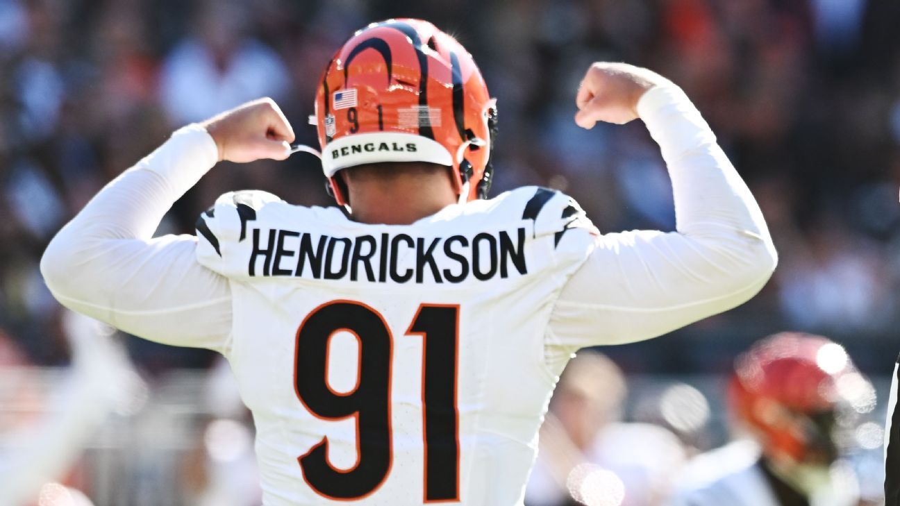 Live tracking NFL free agency: Updates on signings, trades, cuts