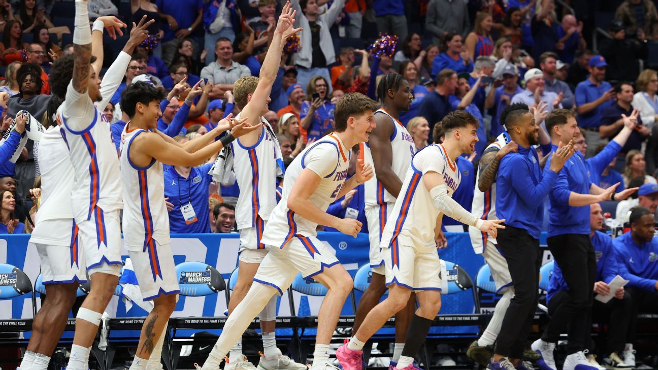 Florida starts title defense with 59-point pounding