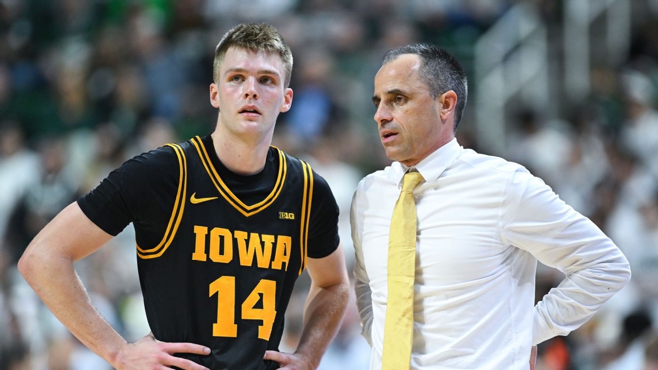 McCollum says he will remain as Iowa's coach