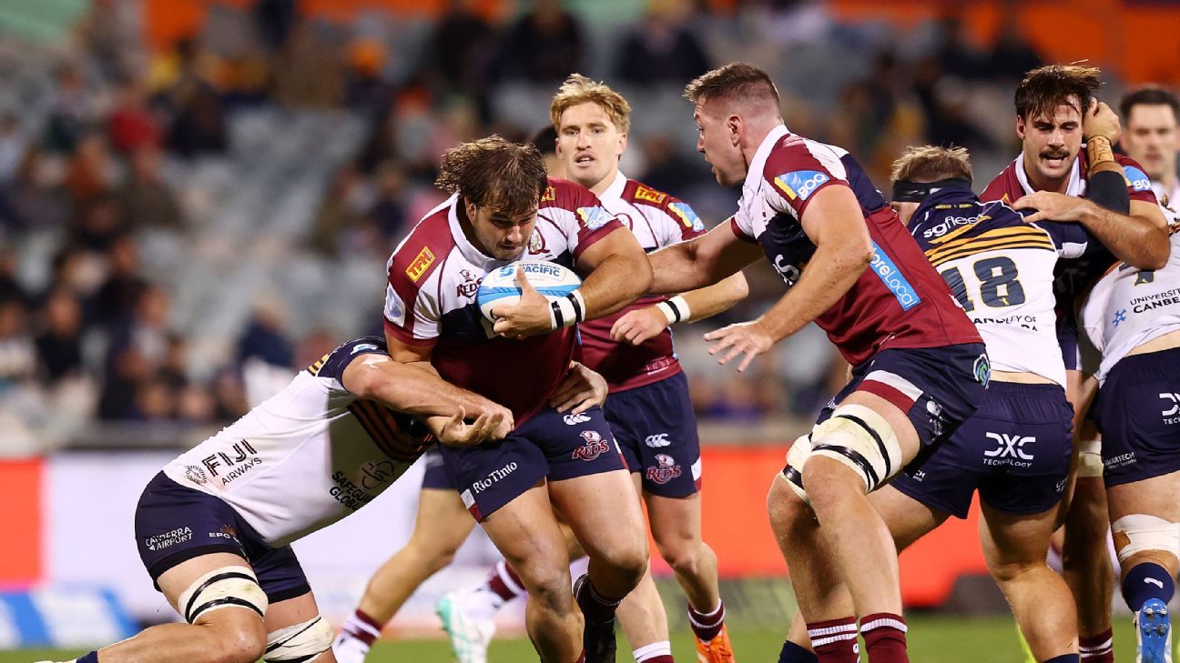 Reds prop rejects Ireland; re-signs with Reds, RA