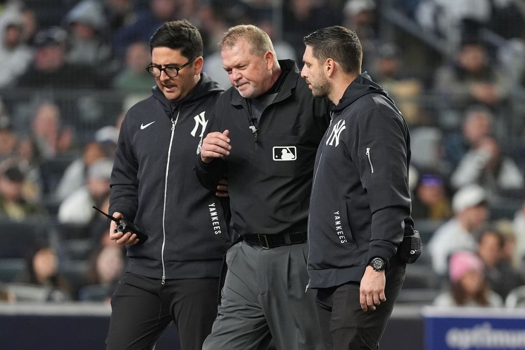 Ron Kulpa Sidelined at Least One Week Following Concussion in New York